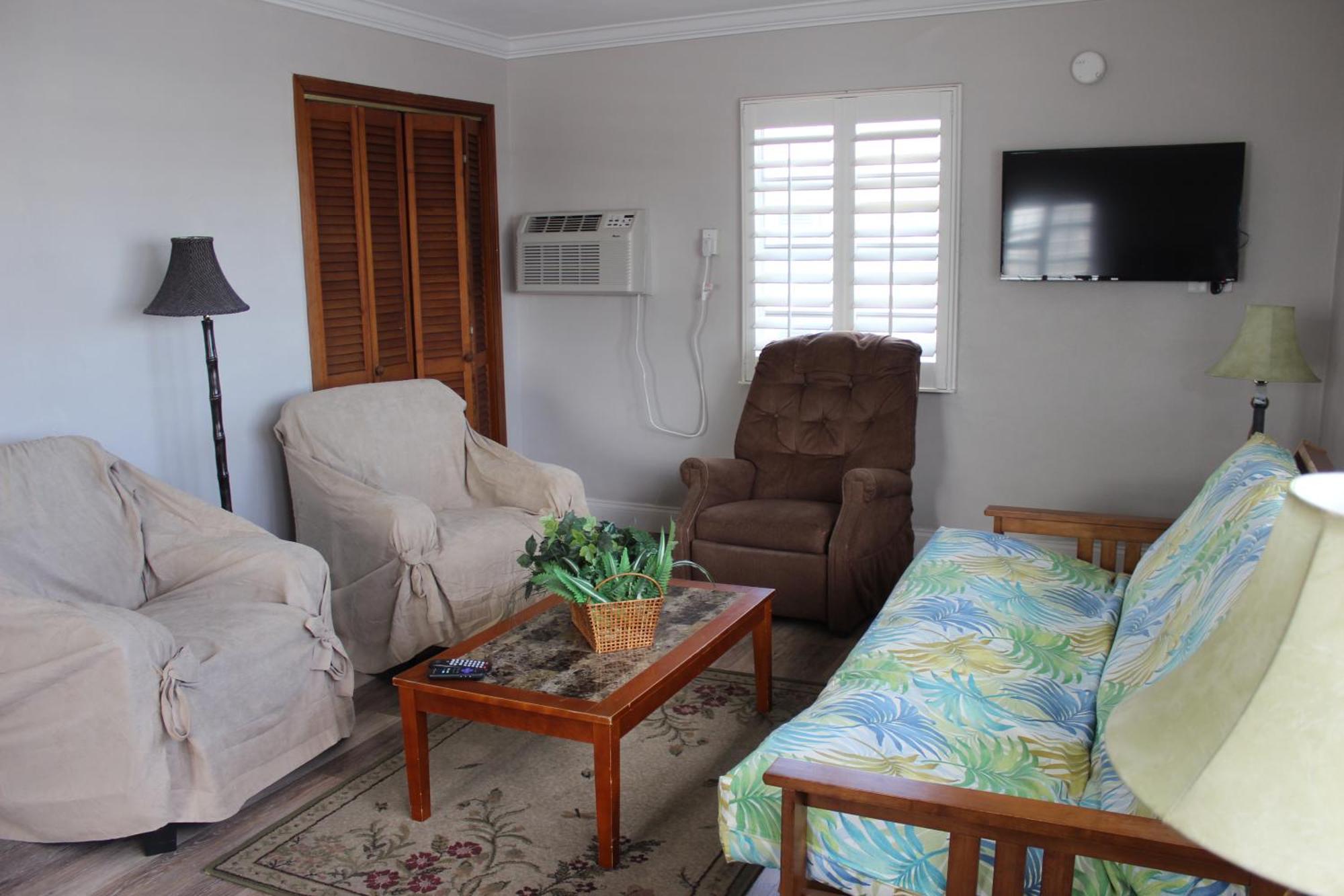 Shoreline Suites & Cabana Cottages - Beachfront Daytona Beach Ruang foto