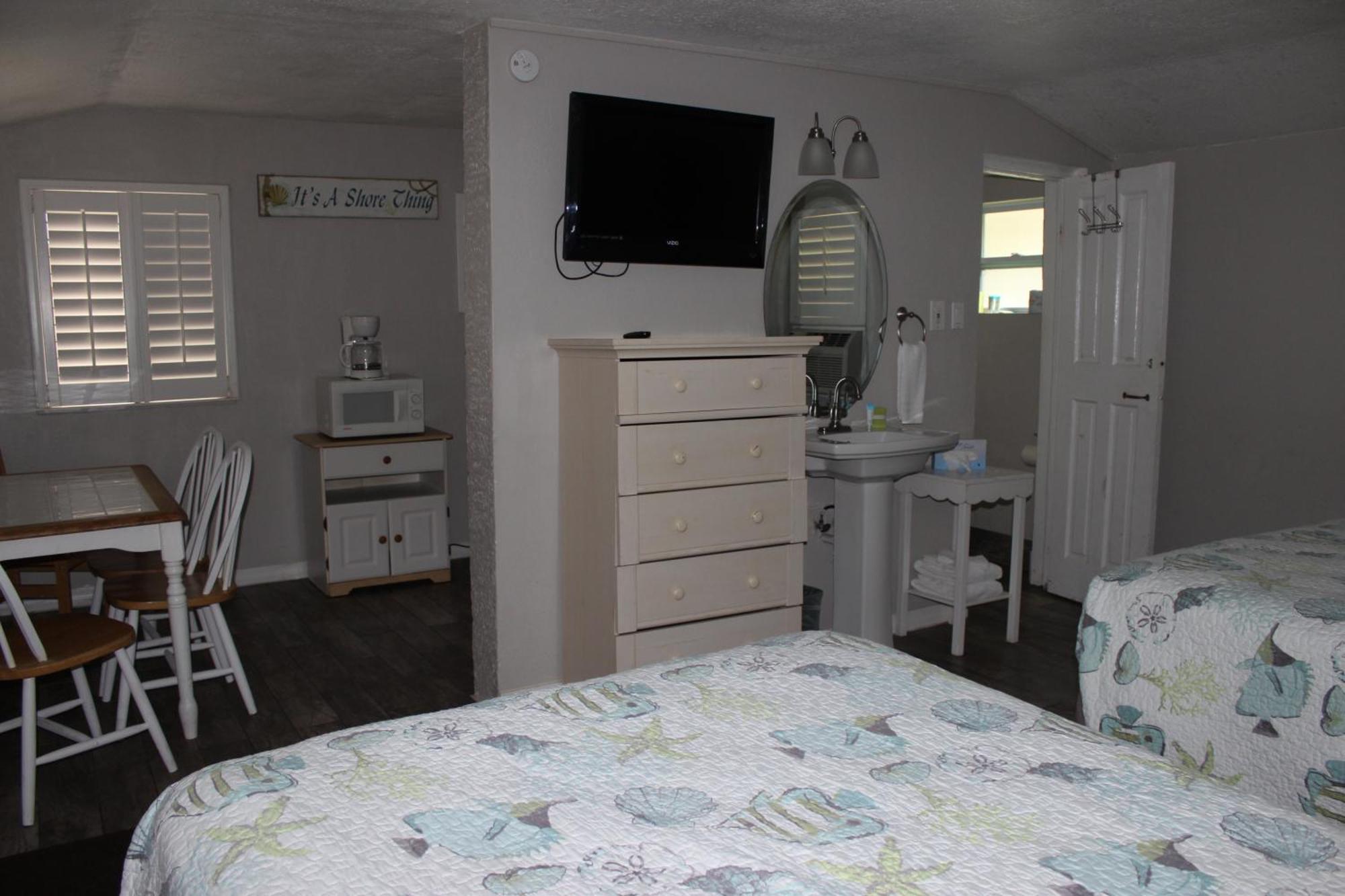 Shoreline Suites & Cabana Cottages - Beachfront Daytona Beach Ruang foto