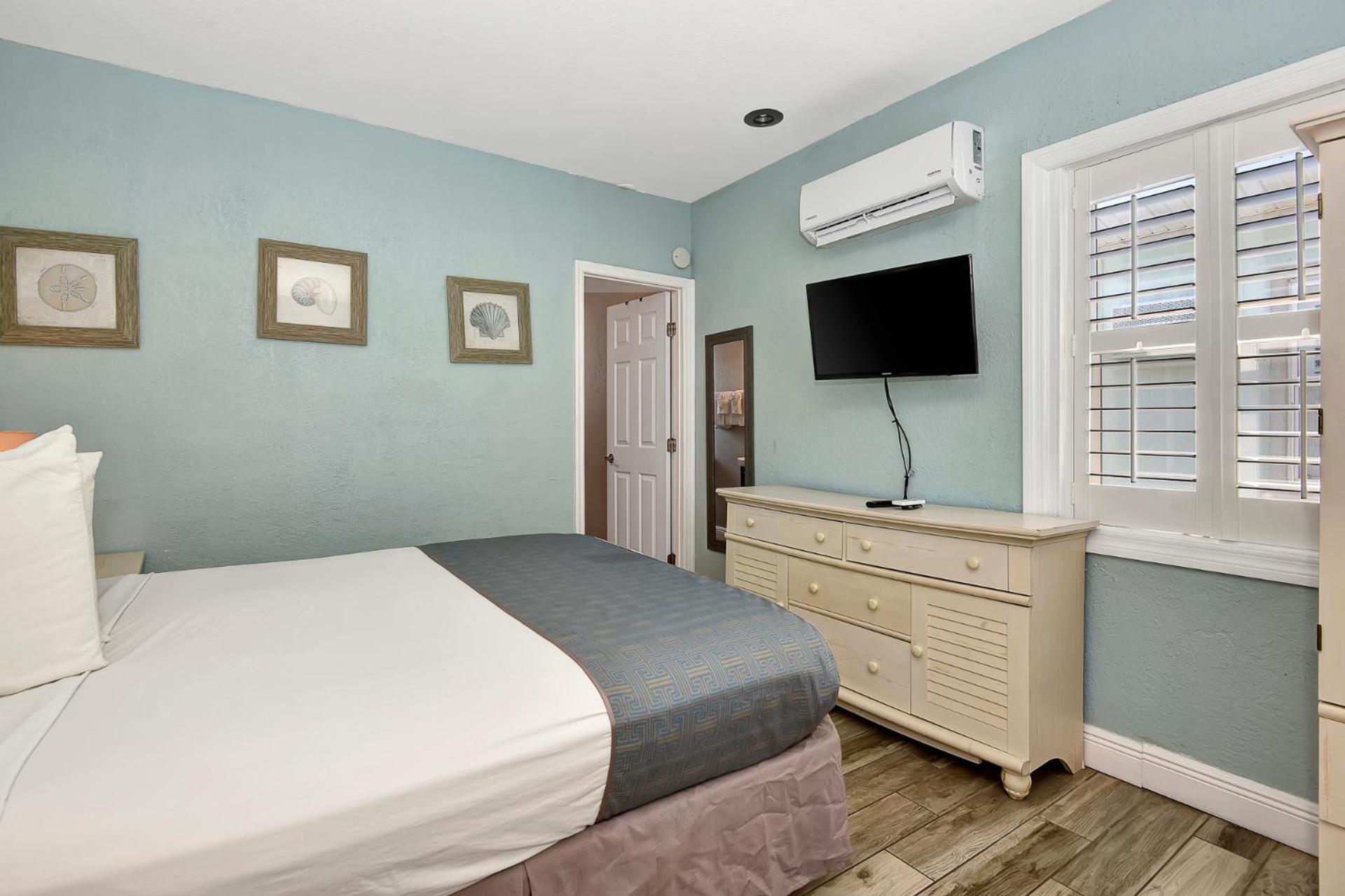 Shoreline Suites & Cabana Cottages - Beachfront Daytona Beach Bagian luar foto